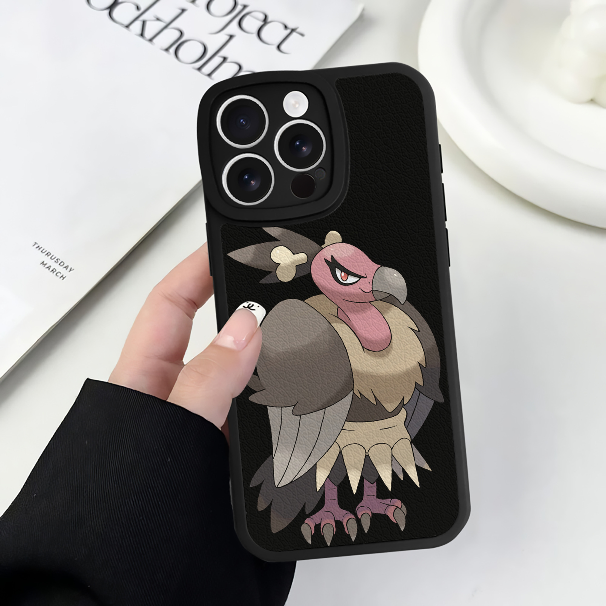 （画像用） ポケットモンスター Pokémon 【iPhone 16シリーズ対応】シリコンスマホケース（レザー調） 材質：シリコン